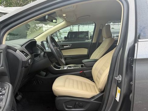 Used 2023 Ford Edge SEL w/ Cargo Accessory Package AWD/4WD image 10