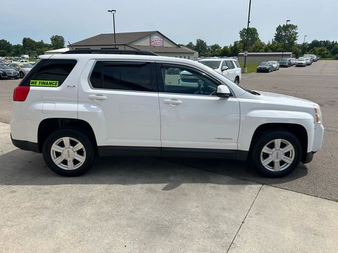 Used 2015 GMC Terrain SLE FWD image 4