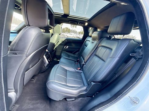 Used 2022 Land Rover Range Rover Sport HSE Silver Edition image 27
