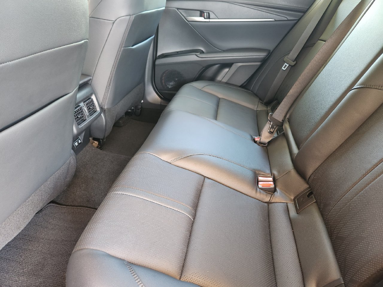 Used 2025 Toyota Camry XSE w/ Premium Plus Package FWD image 29