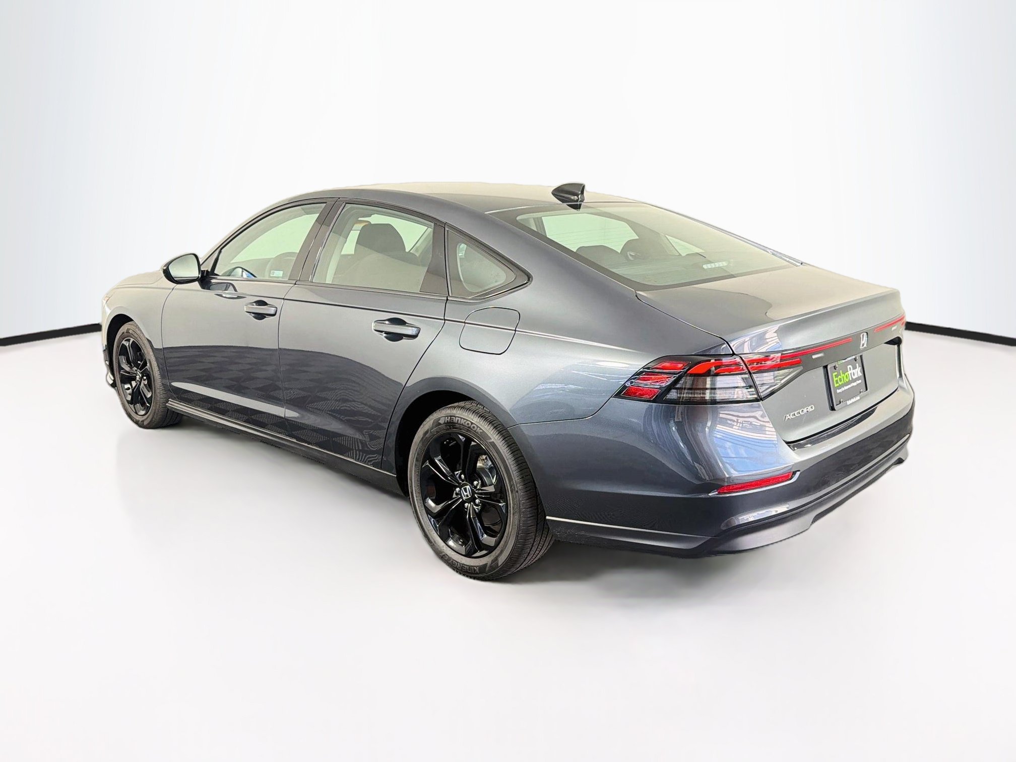 Used 2025 Honda Accord SE image 5