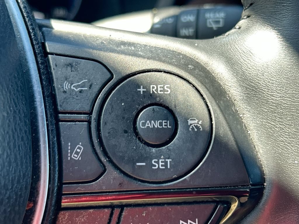Used 2024 Toyota Venza Limited AWD/4WD image 19