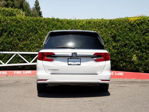 Used 2024 Honda Odyssey EX-L image 7