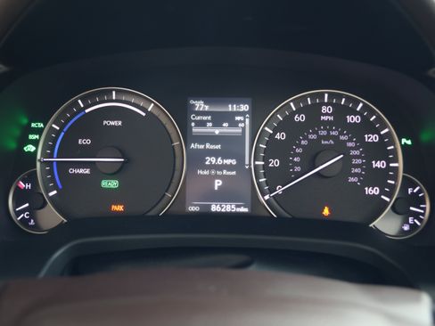Used 2019 Lexus RX 450h AWD w/ Luxury Package image 19