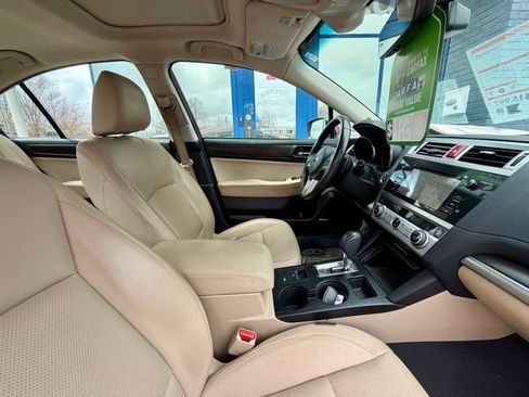 Used 2017 Subaru Legacy 2.5i Limited AWD/4WD image 19