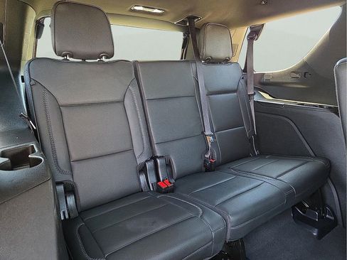 Used 2025 GMC Yukon Denali AWD/4WD image 11