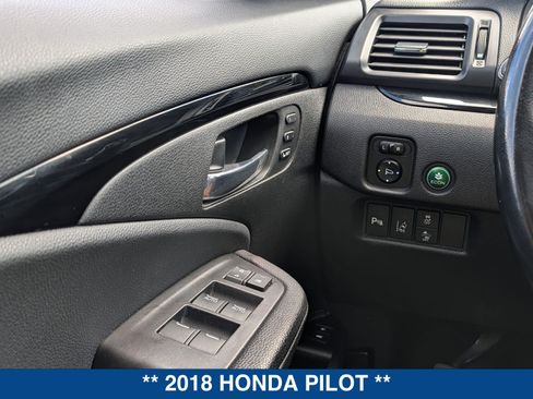Used 2018 Honda Pilot Touring image 27
