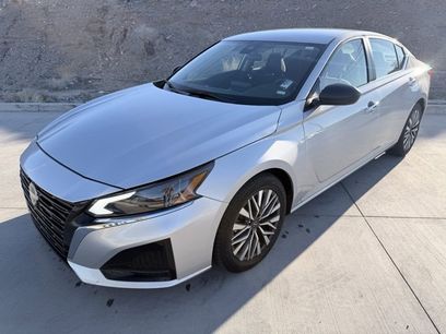 Used 2024 Nissan Altima 2.5 SV