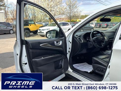 Used 2015 INFINITI QX60 AWD w/ Premium Package image 9