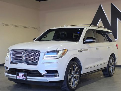 Used 2019 Lincoln Navigator Reserve w/ Cargo Package AWD/4WD image 1