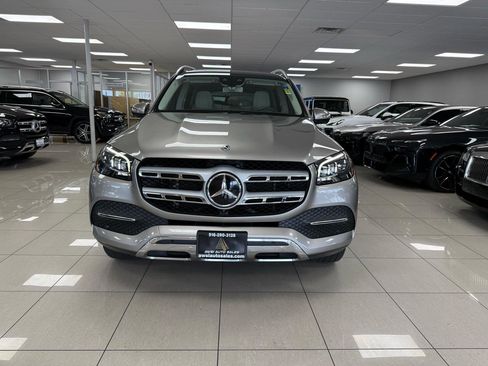 Used 2020 Mercedes-Benz GLS 450 4MATIC image 4