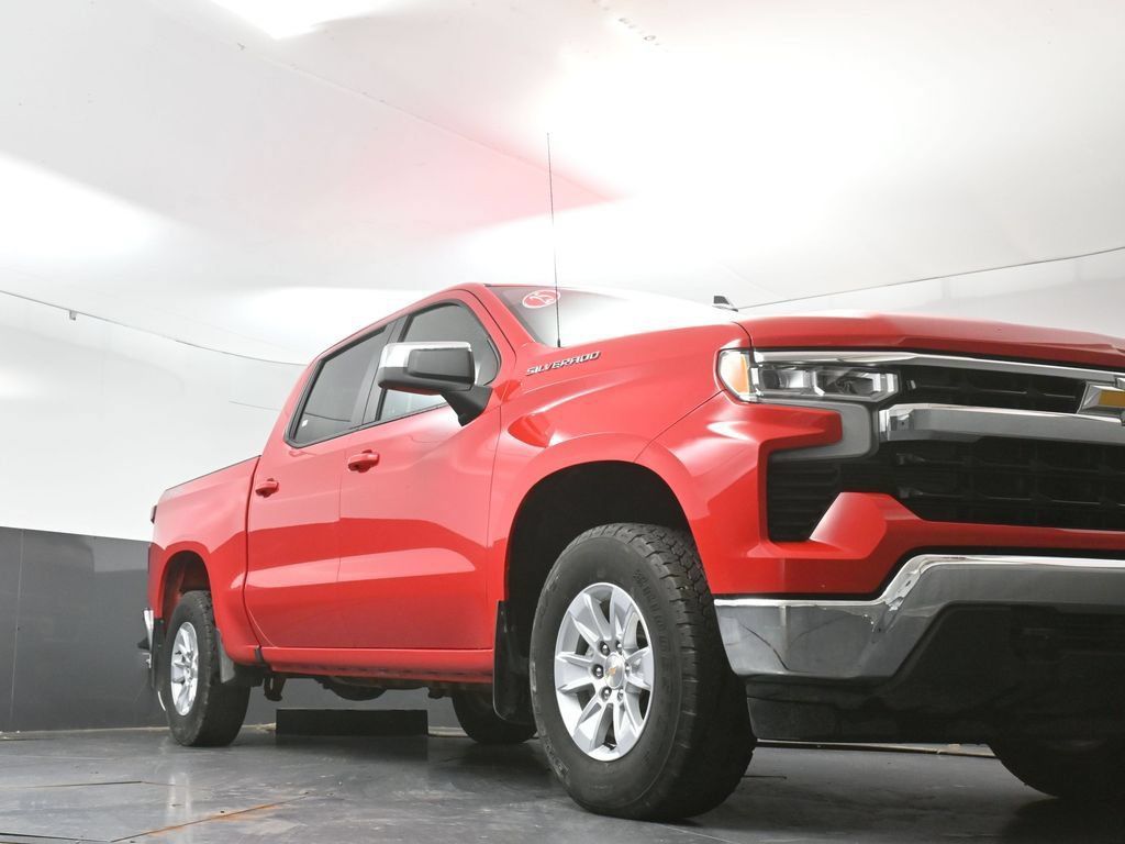 Used 2025 Chevrolet Silverado 1500 LT w/ Work Truck Package AWD/4WD image 52
