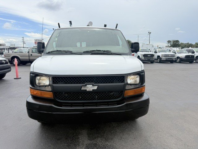 Used 2011 Chevrolet Express 2500 RWD image 3