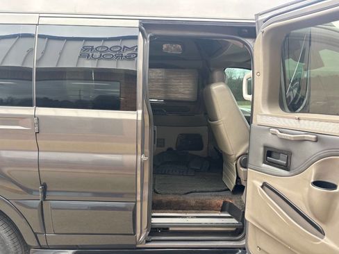 Used 2015 Ford Transit 150 130 Low Roof w/ Exterior Upgrade Package image 39