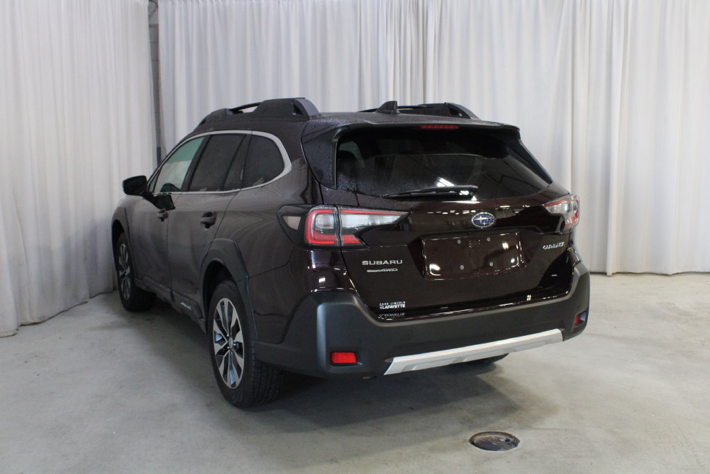Used 2024 Subaru Outback Limited AWD/4WD image 25