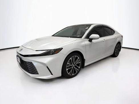 Certified 2025 Toyota Camry XLE image 3