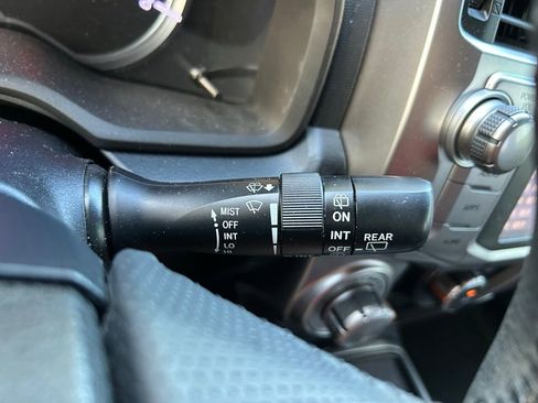 Used 2015 Toyota 4Runner SR5 RWD image 22
