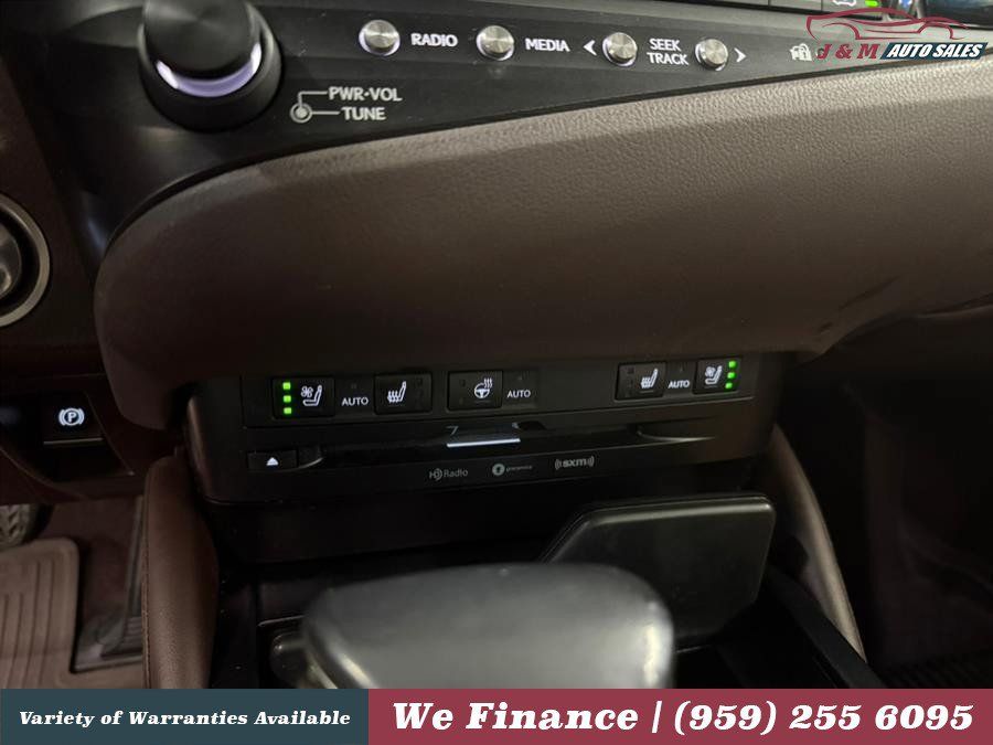 Used 2019 Lexus ES 350 w/ Premium Package FWD image 22