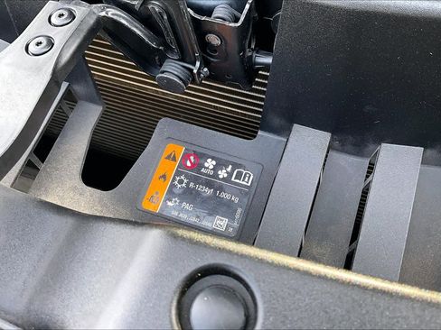 Certified 2021 GMC Yukon Denali w/ Denali Premium Package image 65