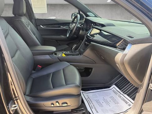 Certified 2024 Cadillac XT6 Premium Luxury AWD/4WD image 24