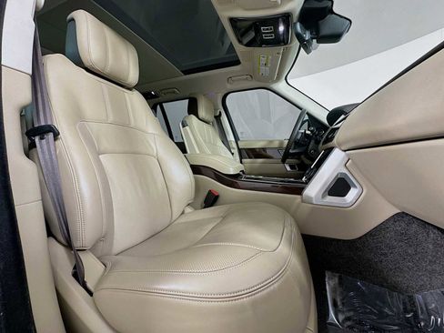 Used 2021 Land Rover Range Rover Westminster Edition image 28