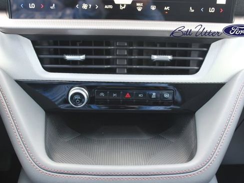 New 2026 Ford Explorer Active RWD image 13