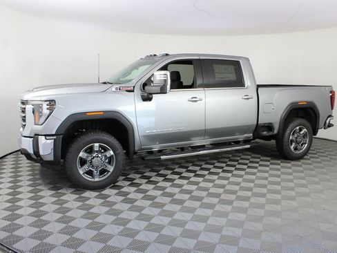 New 2026 GMC Sierra 2500 SLT w/ SLT Premium Package AWD/4WD image 2