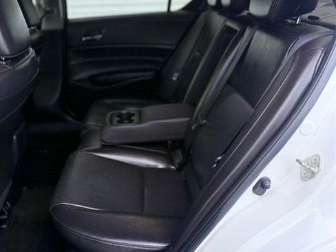 Used 2016 Acura ILX FWD image 16
