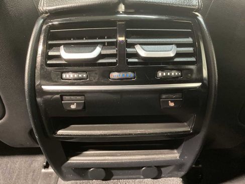 Used 2017 BMW 530i xDrive AWD/4WD image 25