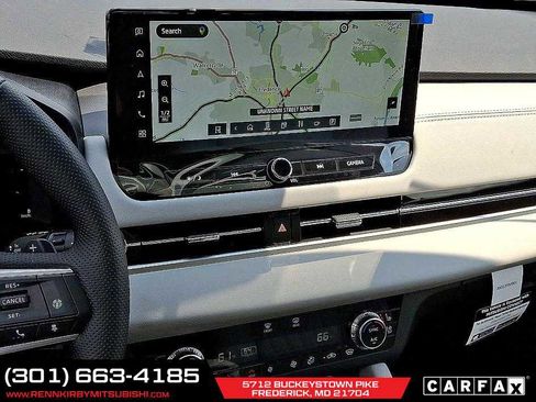 New 2025 Mitsubishi Outlander SEL image 13