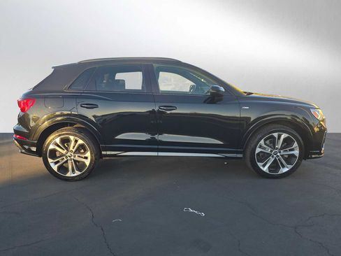 Used 2020 Audi Q3 2.0T Premium Plus w/ Premium Plus Package image 2