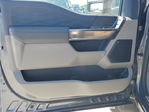 New 2026 Ford F450 Platinum w/ Platinum Plus Package image 17