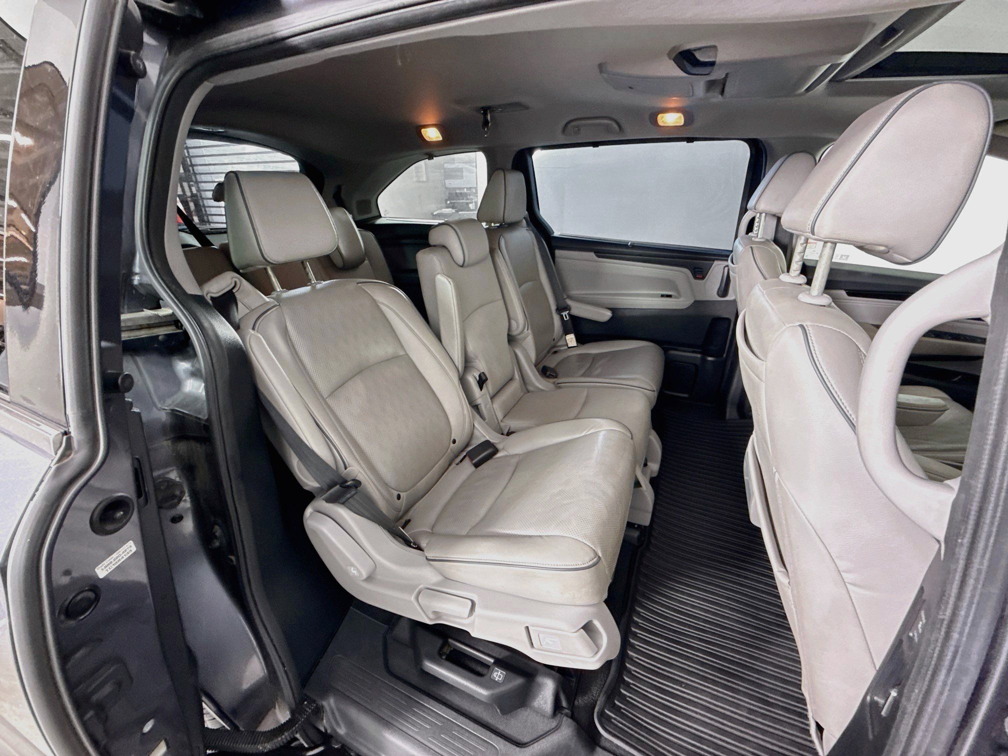 Used 2021 Honda Odyssey Elite image 27