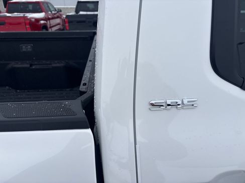 New 2026 Toyota Tacoma SR5 image 7