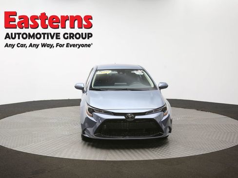 Used 2022 Toyota Corolla LE image 47