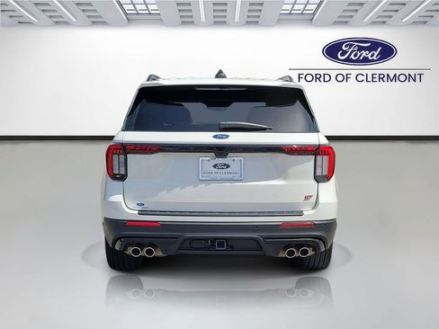 Used 2025 Ford Explorer ST w/ Sun And Sound Package RWD image 4