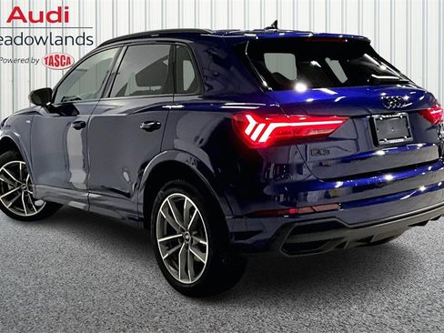 Used 2025 Audi Q3 2.0T Premium w/ Convenience Package image 4