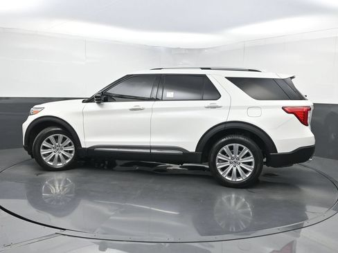 Used 2022 Ford Explorer Limited w/ Equipment Group 301A AWD/4WD image 44