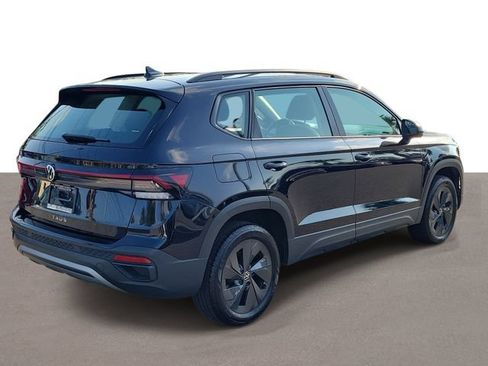 Certified 2025 Volkswagen Taos S FWD image 4