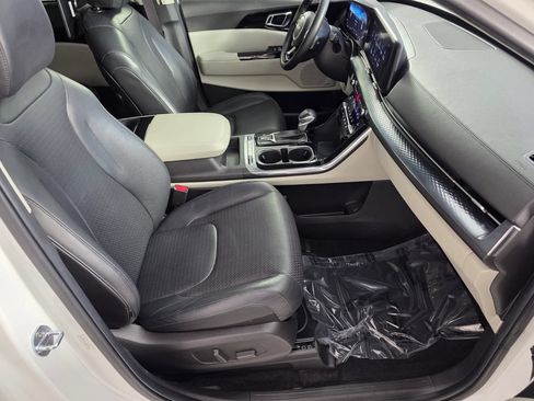 Used 2022 Kia Carnival SX Prestige FWD image 31