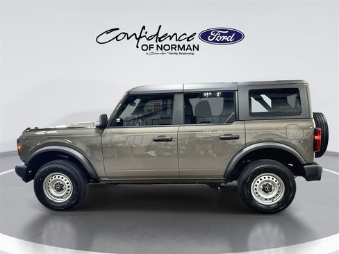 New 2025 Ford Bronco 4-Door image 5