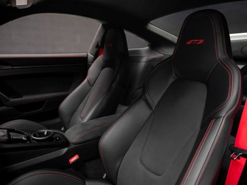 Used 2024 Porsche 911 GT3 image 65