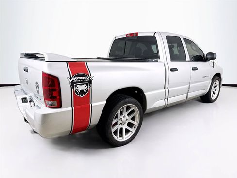 Used 2005 Dodge Ram 1500 Truck 2WD Quad Cab image 17