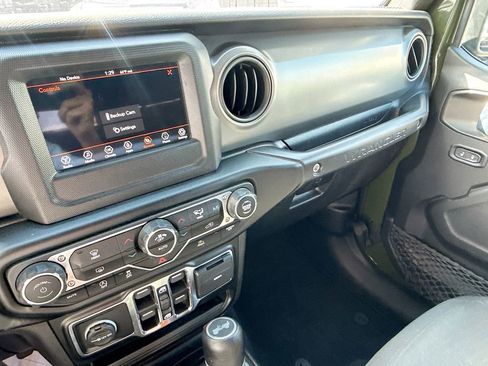 Used 2022 Jeep Wrangler Unlimited Sport S image 23