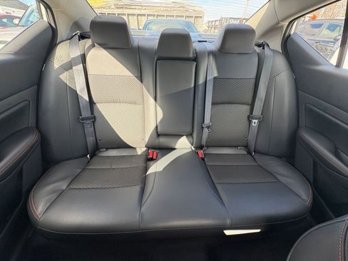 Used 2025 Nissan Altima 2.5 SR image 35