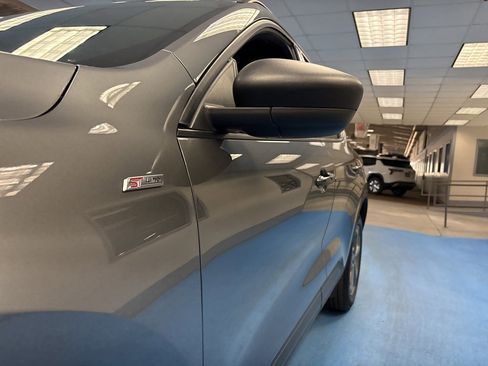 Used 2025 Ford Escape ST-Line image 15