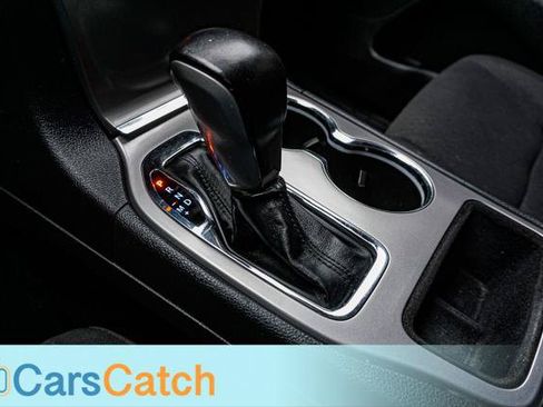 Used 2021 Jeep Grand Cherokee Laredo RWD image 29