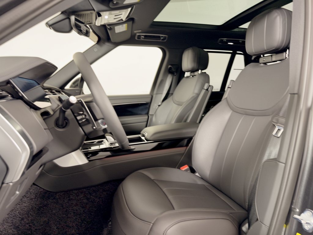 New 2026 Land Rover Range Rover SE AWD/4WD image 5
