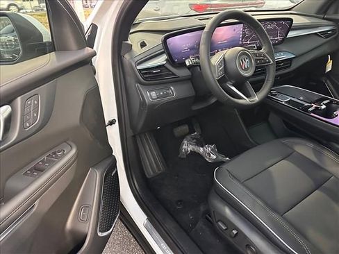 New 2026 Buick Enclave Preferred w/ Power Package FWD image 17