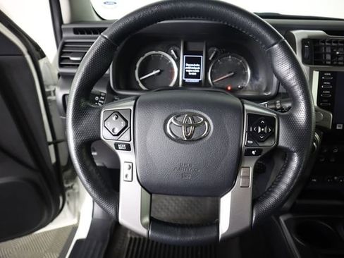 Used 2023 Toyota 4Runner Limited AWD/4WD image 39